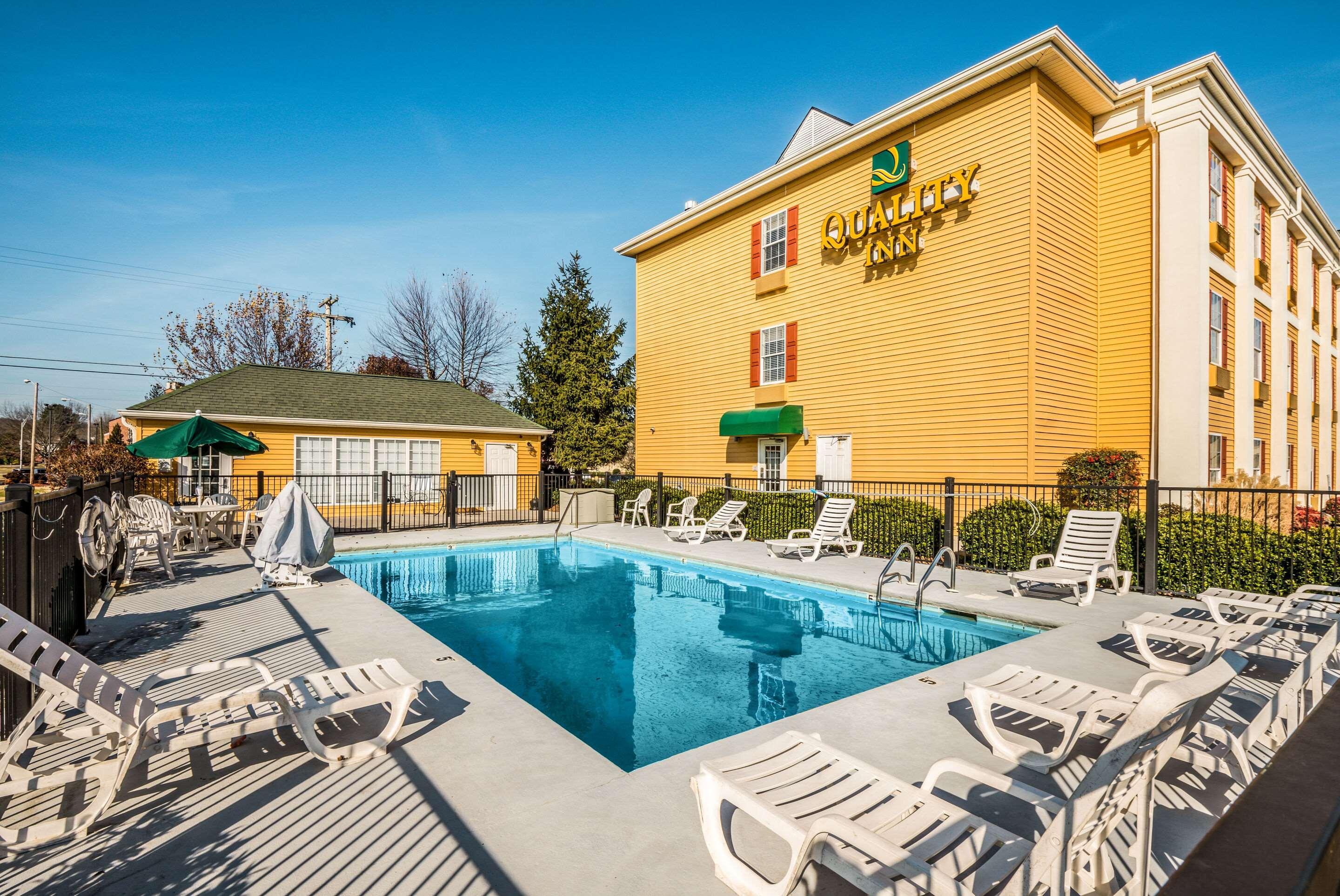 Quality Inn Oak Ridge Exterior foto
