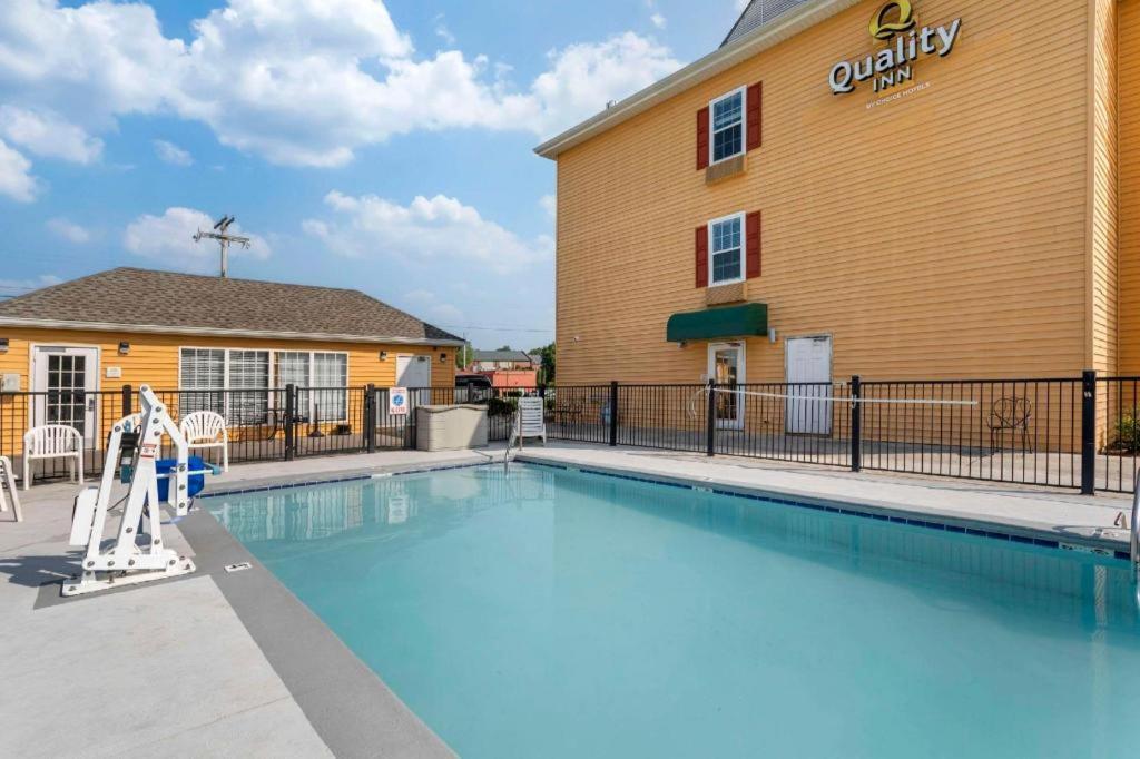 Quality Inn Oak Ridge Exterior foto